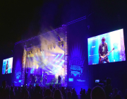 web24_DSC_0925_RiversideBuehne