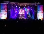 23_Zurich_Pride_Flashlight_225705